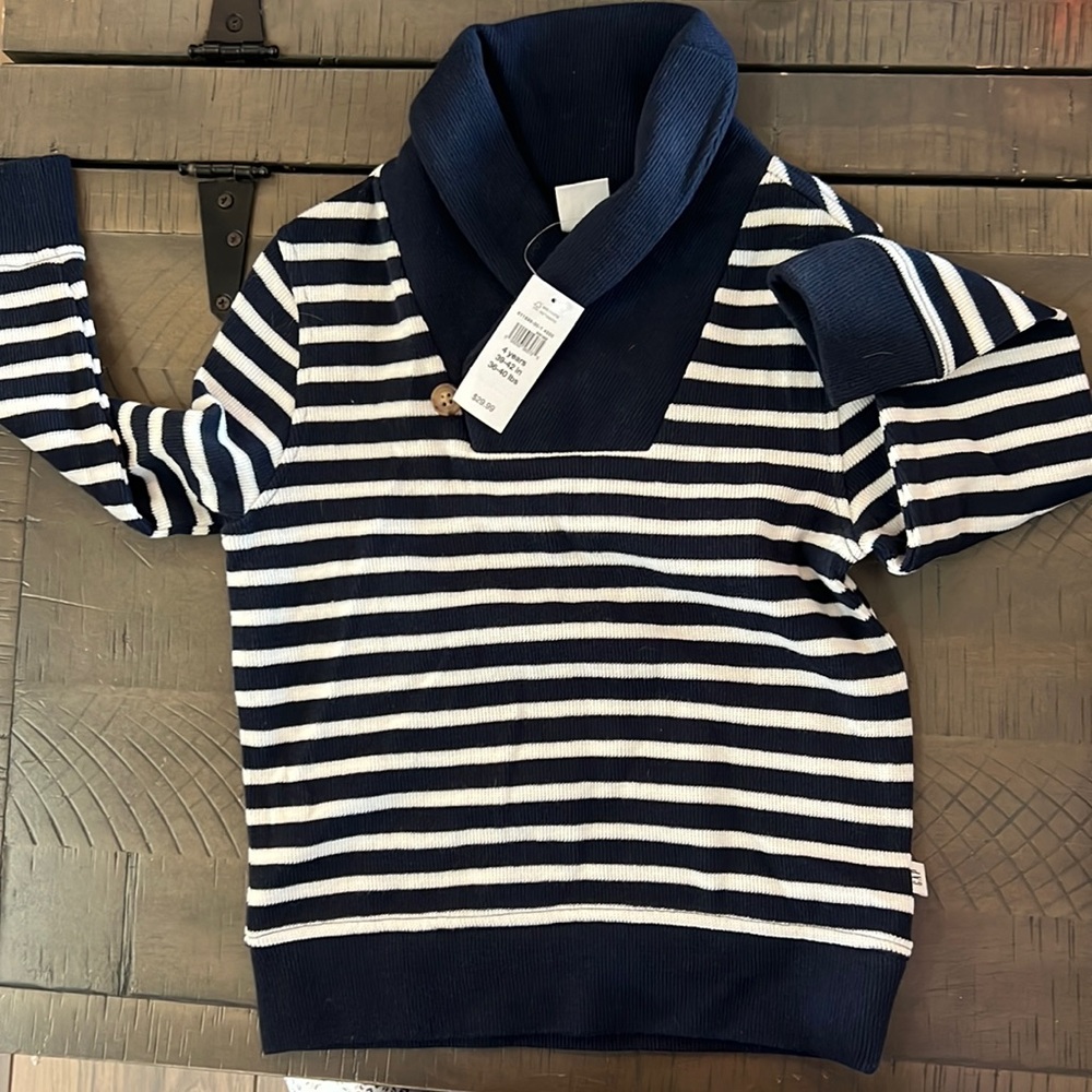 Sweater. New with tags